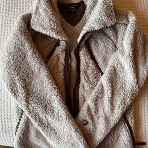 Women’s KUHL fleece zip up jacket, size small